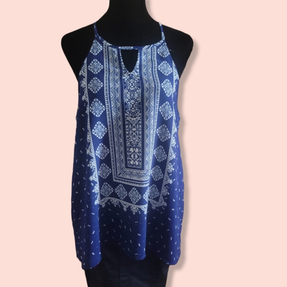 Sweet Wanderer Cutaway Swing Top Size Medium